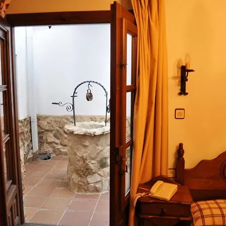 Velad Hotel 2*