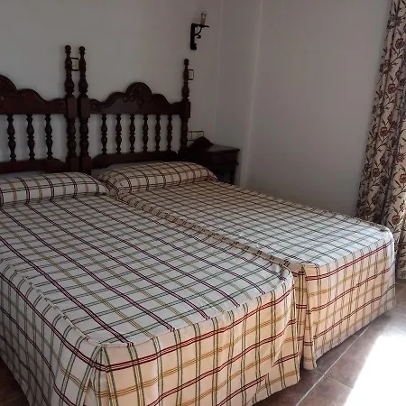 Velad Hotel 2*